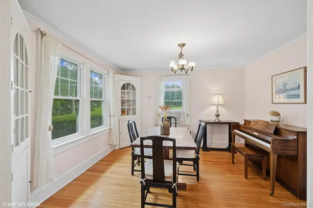 $3,900 | 4900 Depot Lane, Cutchogue, NY 11935