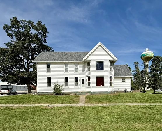 $119,900 | 400 North School Street, Atkinson, IL 61235