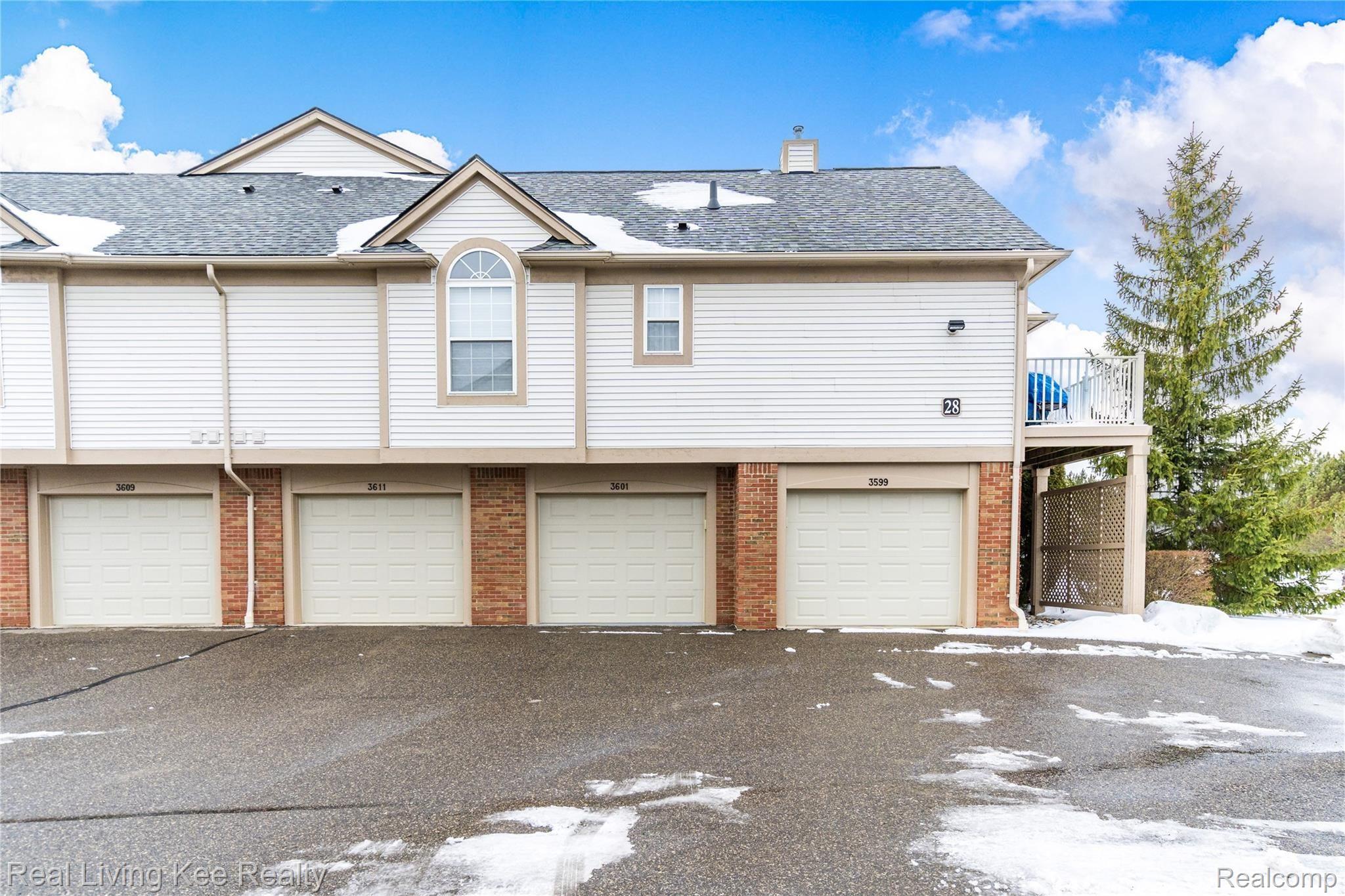 3601 Tremonte Circle Rochester, MI 48306 - Photo 41 of 44 Attached one car garage with guest parking close by