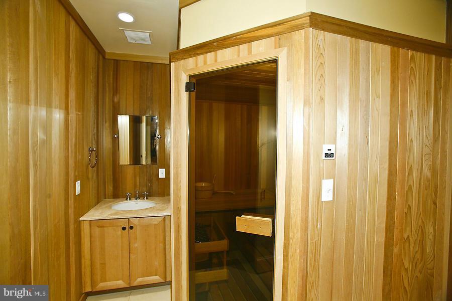 2962 Chain Bridge Road Northwest Washington, DC 20016 - Photo 12 of 14 SAUNA