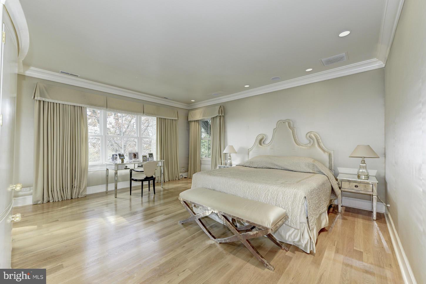 2962 Chain Bridge Road Northwest Washington, DC 20016 - Photo 7 of 14 THE ULTIMATE IN LUXURY