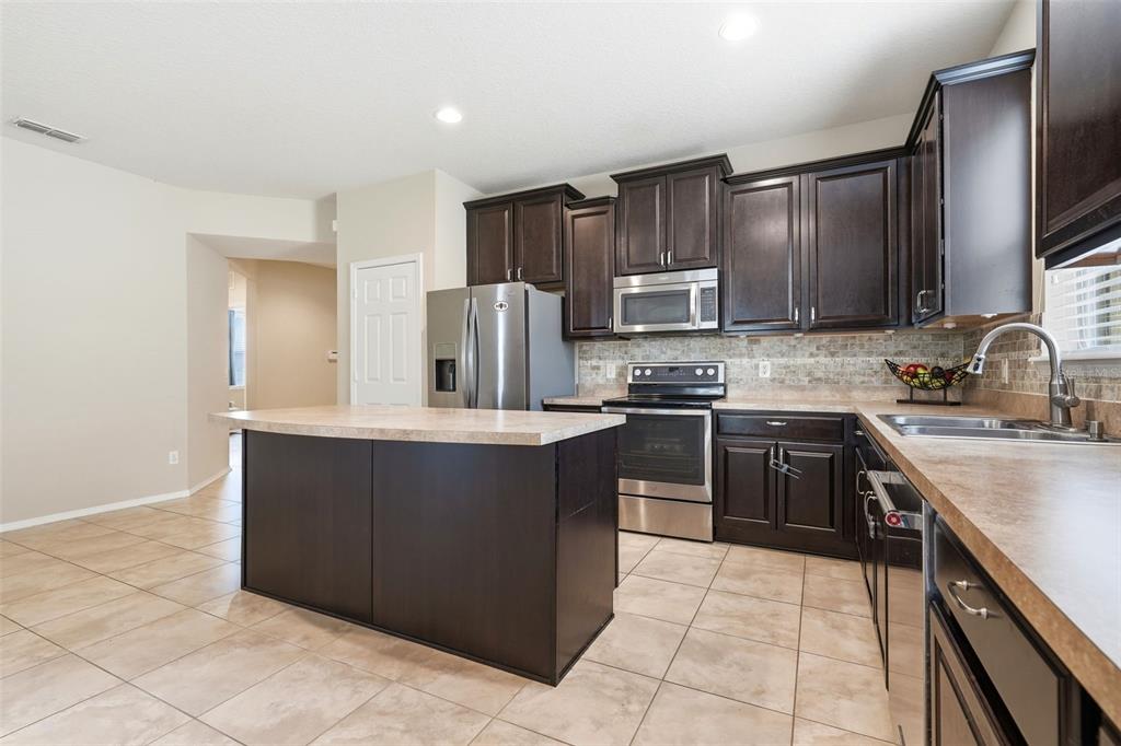 20945 Oldenburg Loop Mount Dora, FL 32757 - Photo 6 of 68