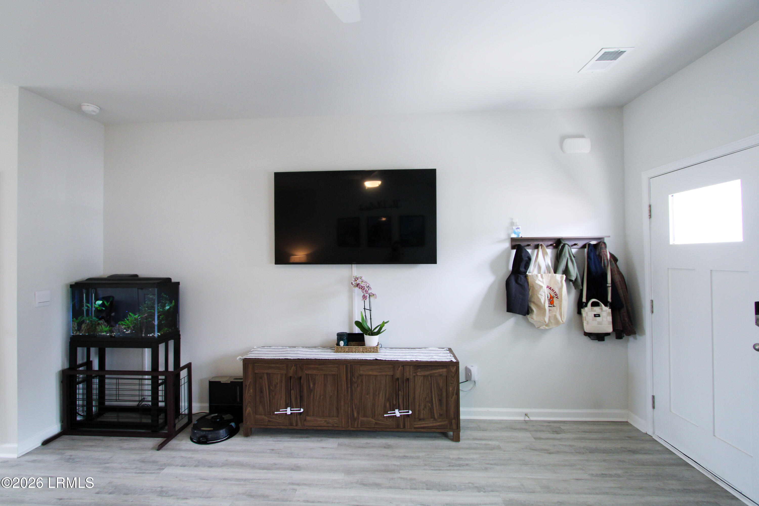 240 Holiday Street Ridgeland, SC 29936 - Photo 6 of 23 IMG_4113