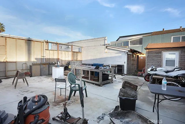 $2,990,000 | 17181 Pacific Coast Highway, Sunset Beach, CA 90742