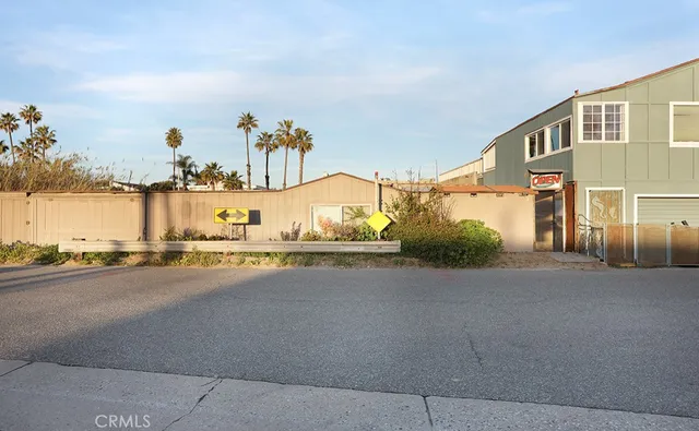 $2,990,000 | 17181 Pacific Coast Highway, Sunset Beach, CA 90742