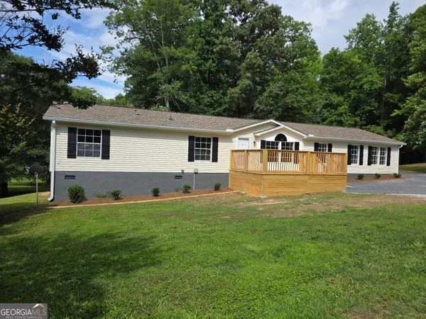 $309,900 | 115 Sunrise Cove Street, Clarkesville, GA 30523