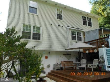 4777 Kelly Road Woodbridge, VA 22193 - Photo 18 of 23 Rear view of the home from the backyard