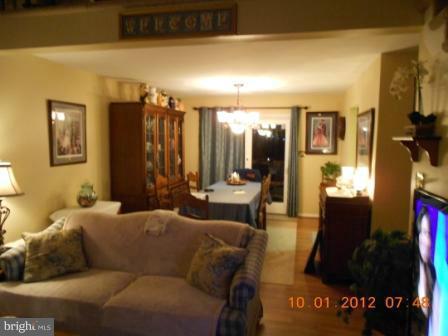 4777 Kelly Road Woodbridge, VA 22193 - Photo 5 of 23 Dinning room