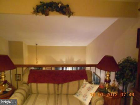 4777 Kelly Road Woodbridge, VA 22193 - Photo 8 of 23 Loft/Family room
