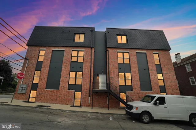 $384,000 | 100 Herman Street, Unit 4, Philadelphia, PA 19144