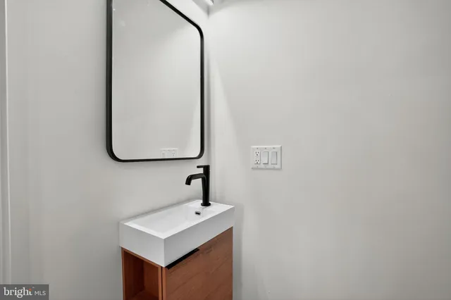 $384,000 | 100 Herman Street, Unit 4, Philadelphia, PA 19144