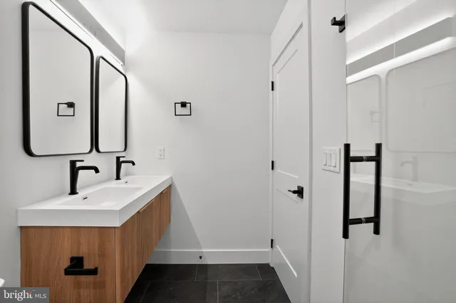 $384,000 | 100 Herman Street, Unit 4, Philadelphia, PA 19144