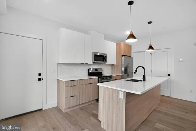 $384,000 | 100 Herman Street, Unit 4, Philadelphia, PA 19144