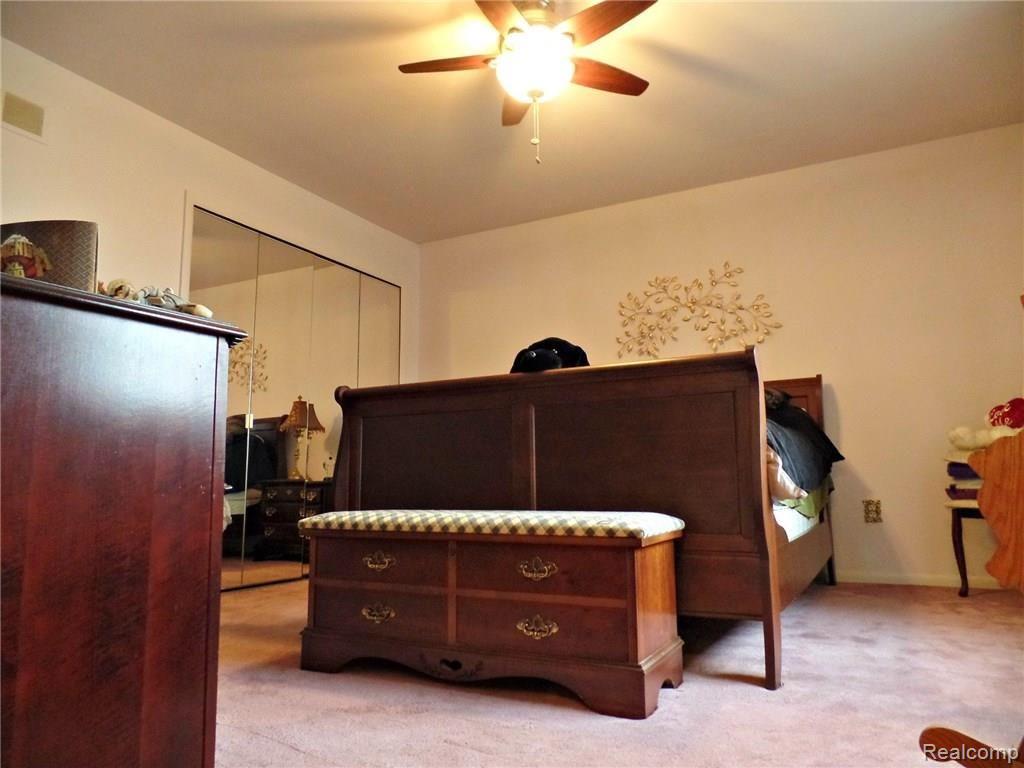 147 North Hayes Road Lapeer, MI 48446 - Photo 32 of 56 SAM_6684.JPG