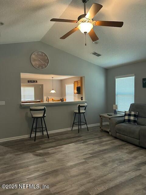 96738 Commodore Point Drive Yulee, FL 32097 - Photo 14 of 40 Living room