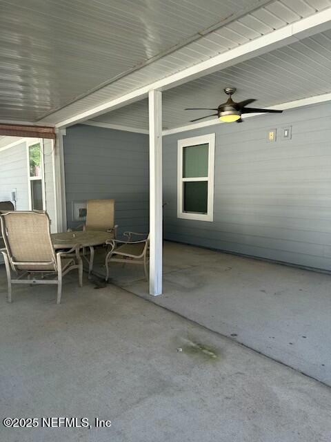 96738 Commodore Point Drive Yulee, FL 32097 - Photo 26 of 40 Screened in porch