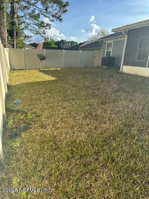96738 Commodore Point Drive Yulee, FL 32097 - Photo 29 of 40 Back yard