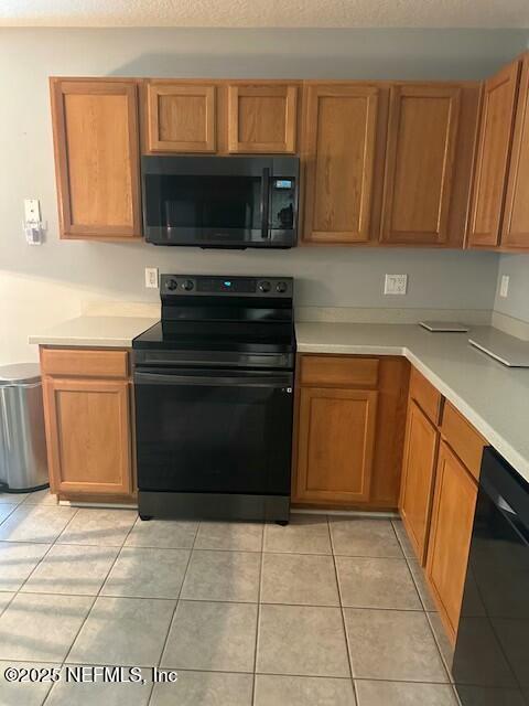 96738 Commodore Point Drive Yulee, FL 32097 - Photo 9 of 40 Kitchen