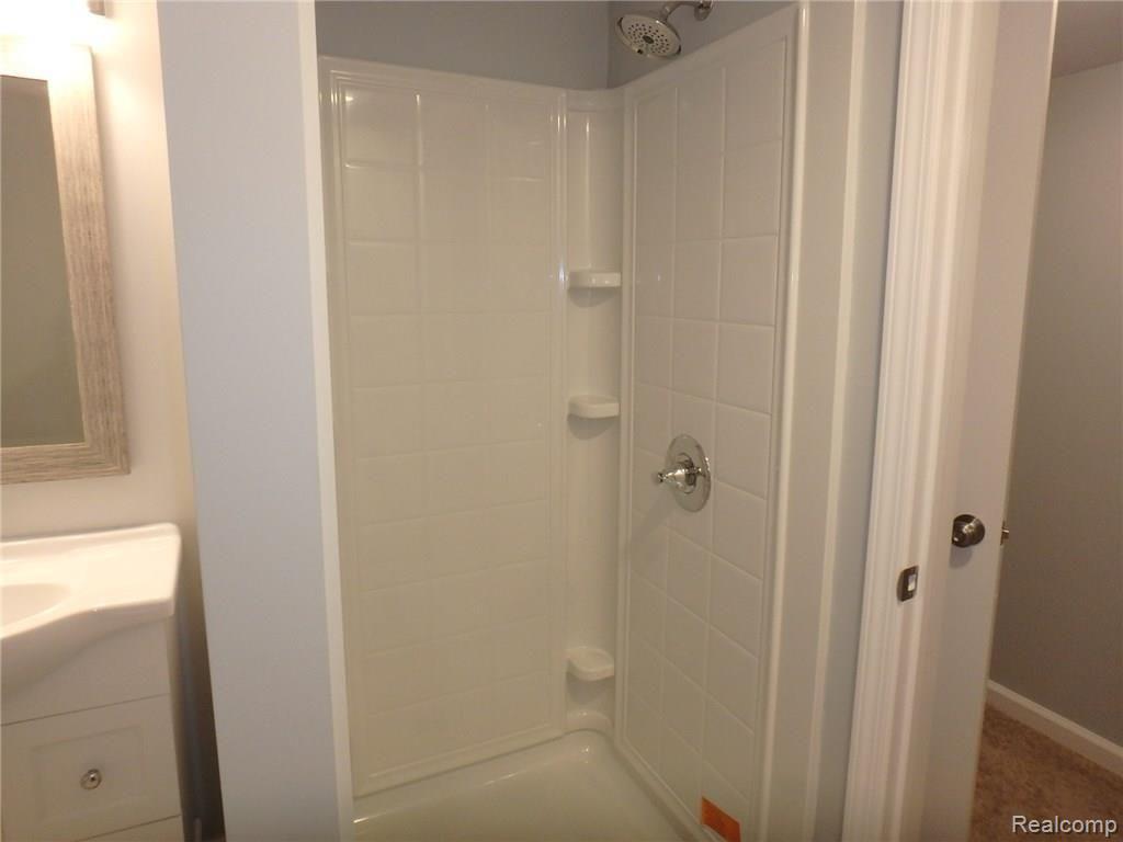 2438 Franklin Road Berkley, MI 48072 - Photo 18 of 24 Lower level bathroom3