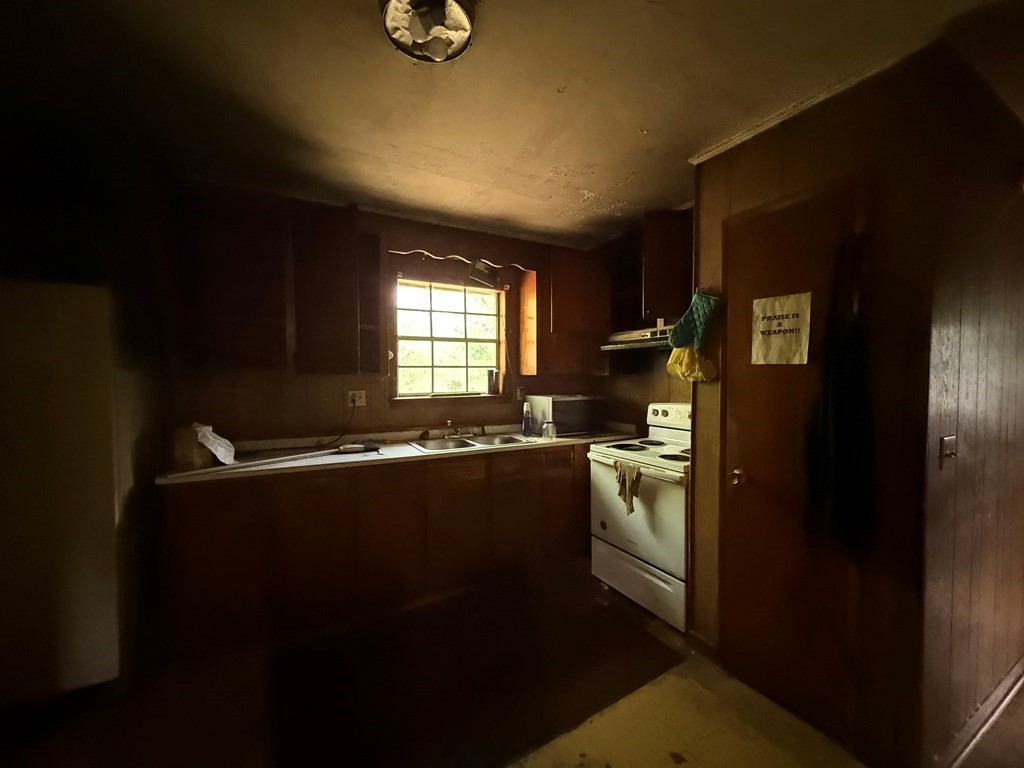 2074 County Road 40 Abbeville, AL 36310 - Photo 6 of 6