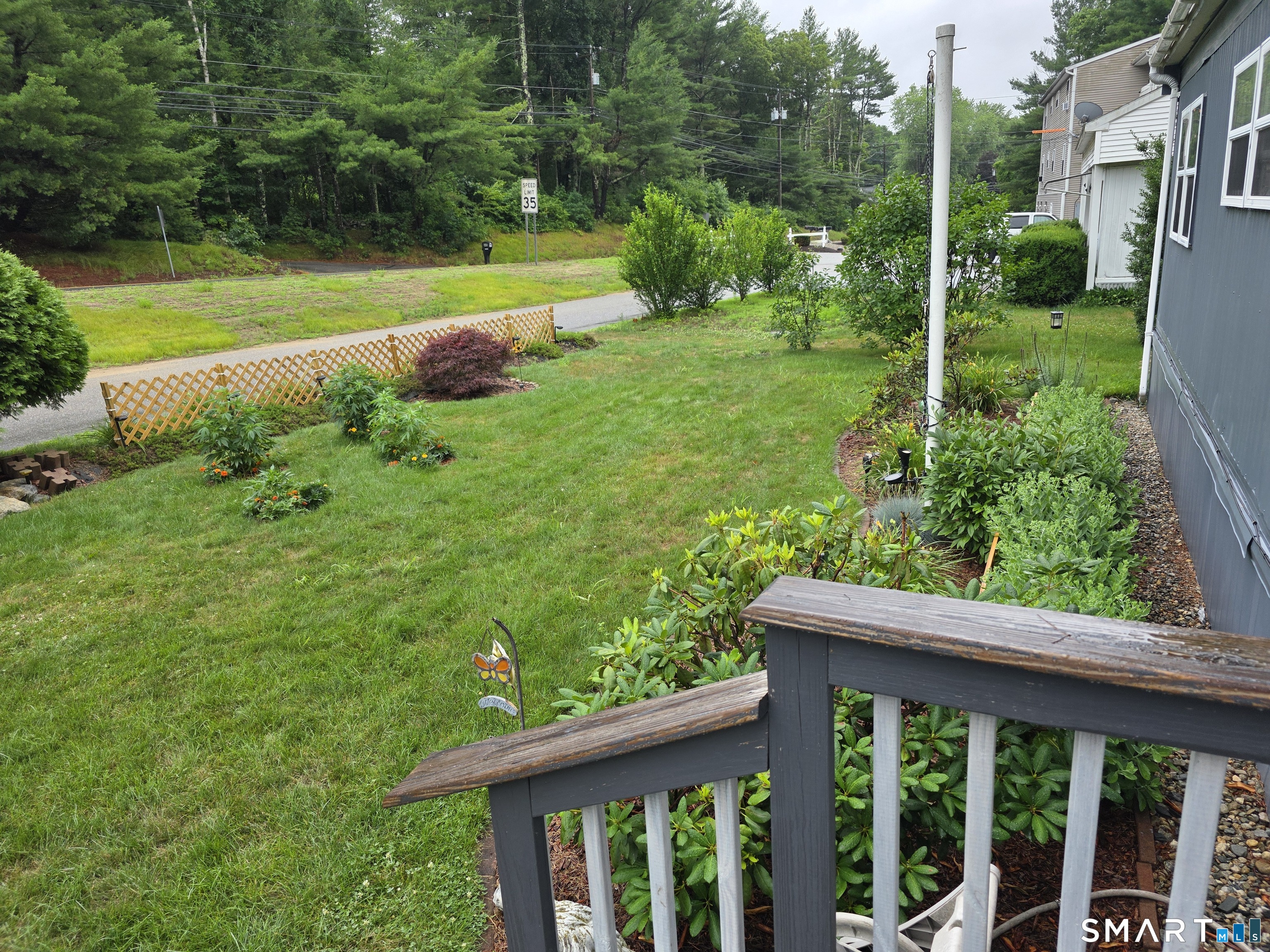 439 Putnam Pike Killingly, CT 06241 - Photo 4 of 16