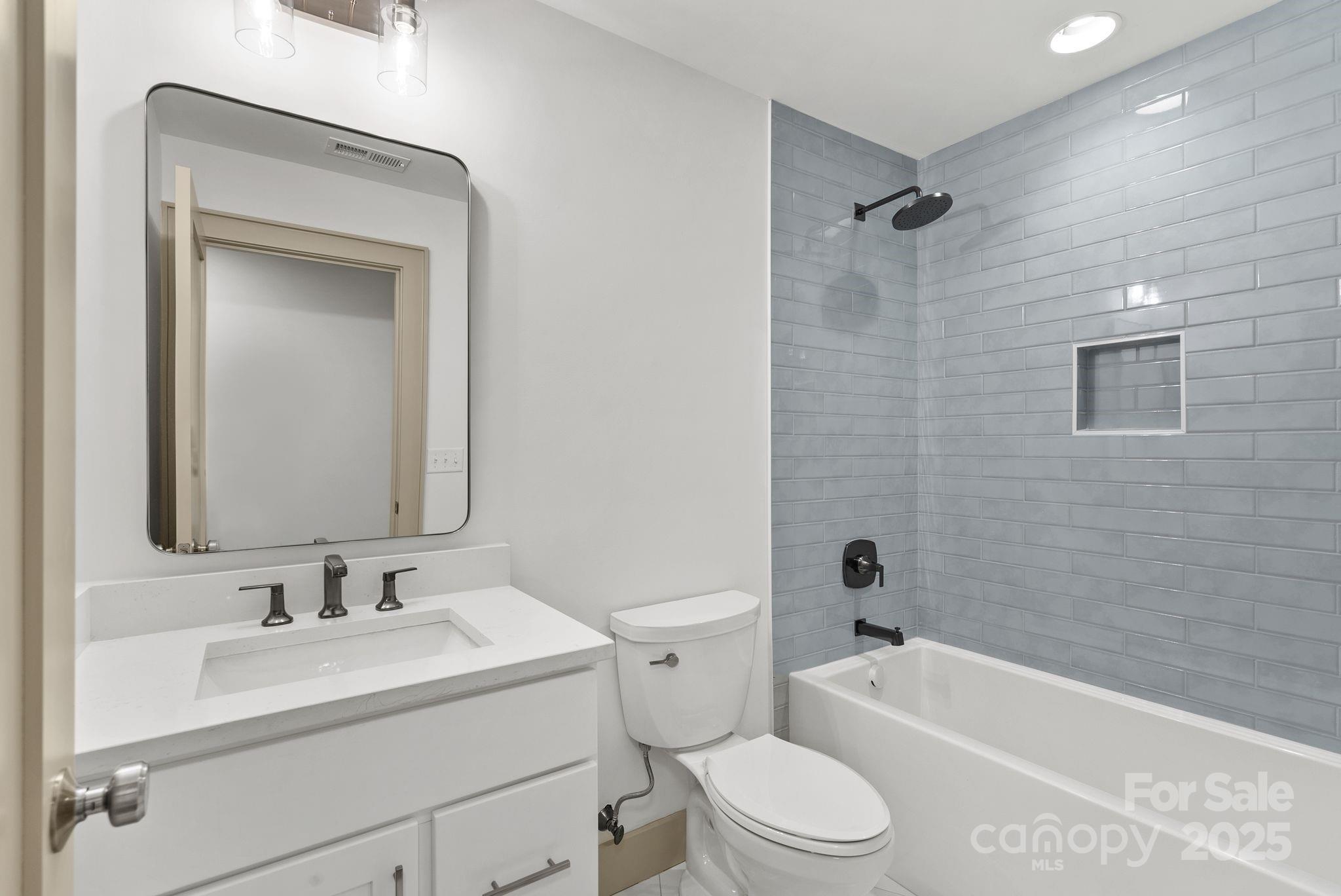 1416 Howard Gap Loop Road Flat Rock, NC 28731 - Photo 11 of 43 Gallery Image 11