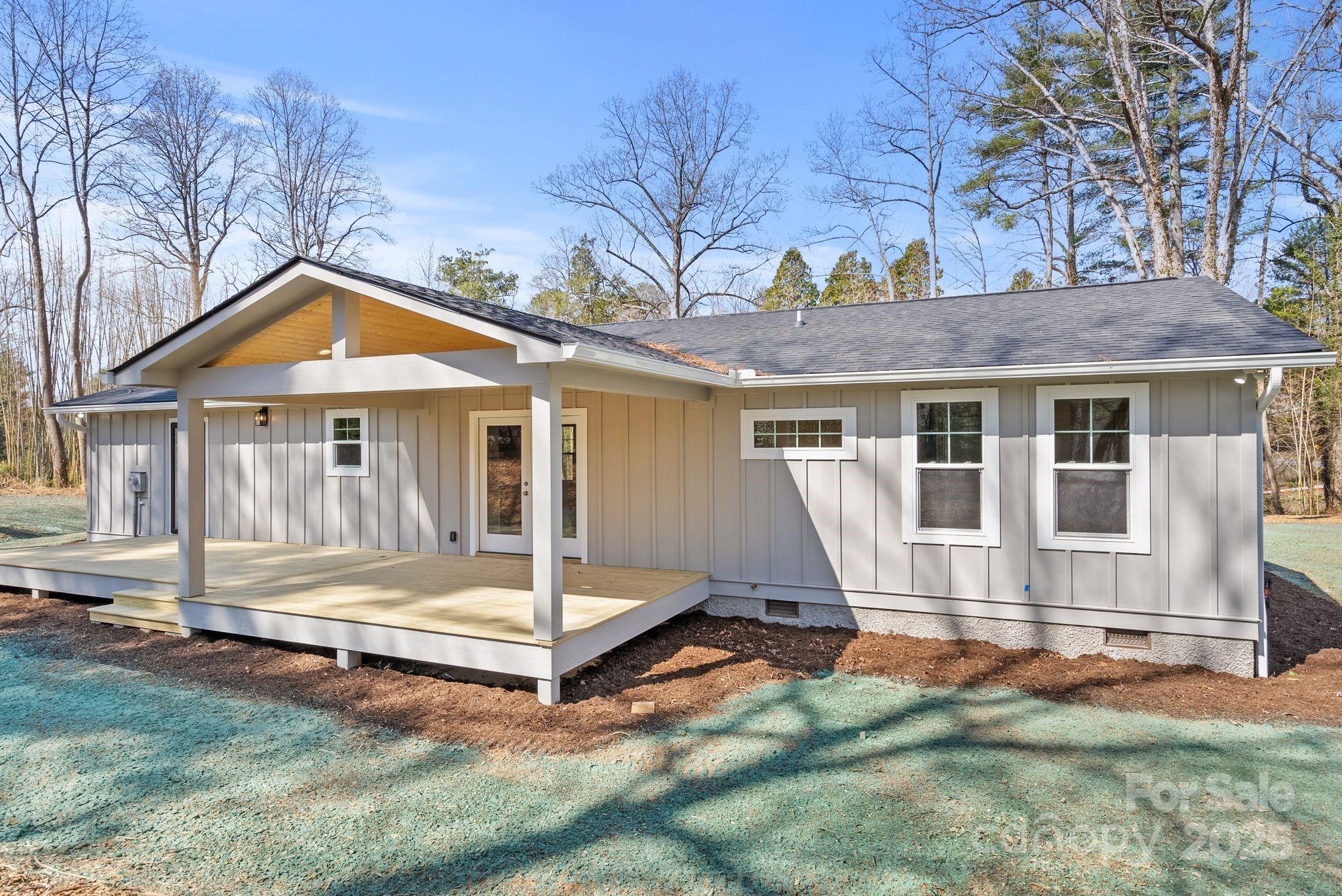1416 Howard Gap Loop Road Flat Rock, NC 28731 - Photo 23 of 43 Gallery Image 23
