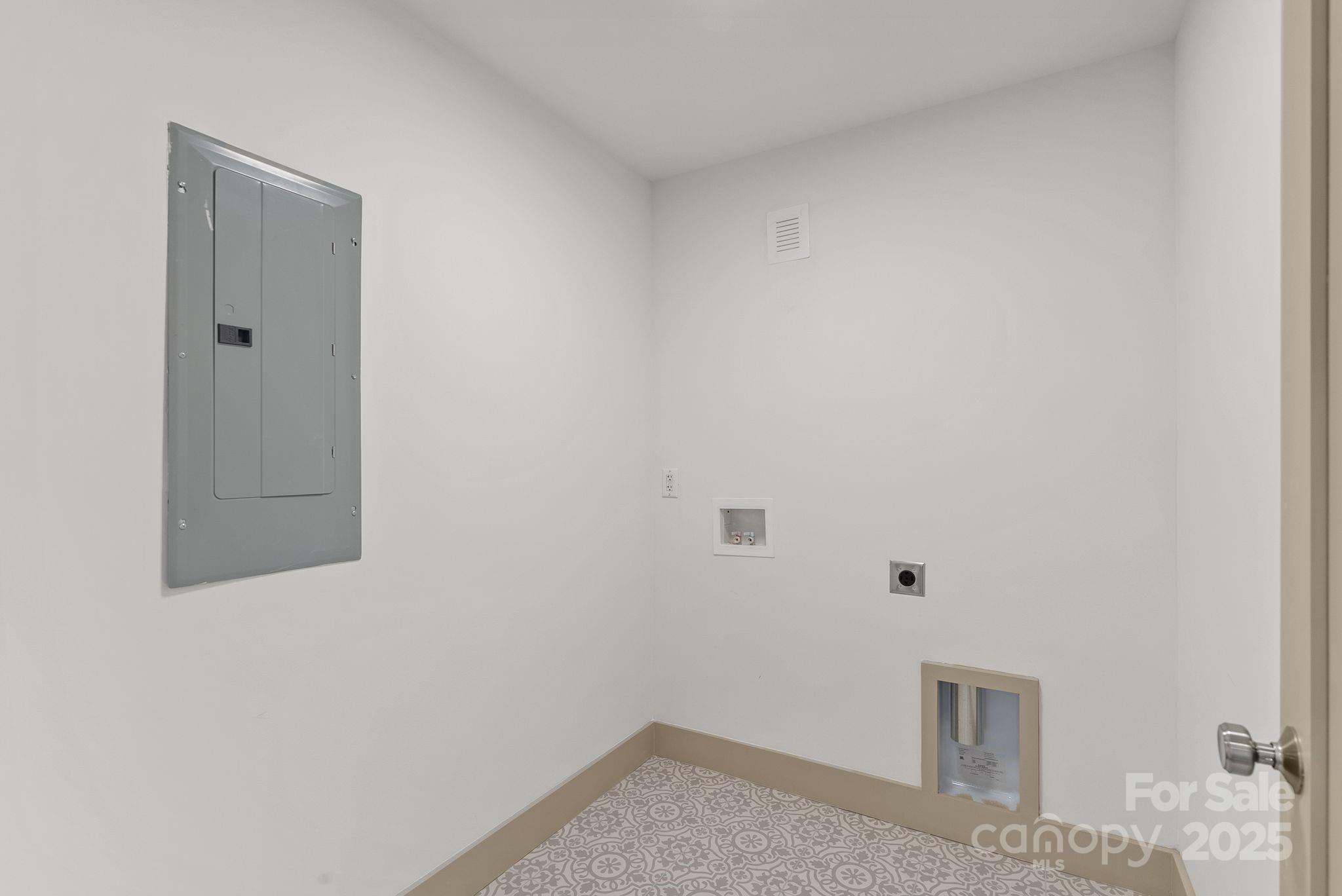 1416 Howard Gap Loop Road Flat Rock, NC 28731 - Photo 28 of 43 Gallery Image 28