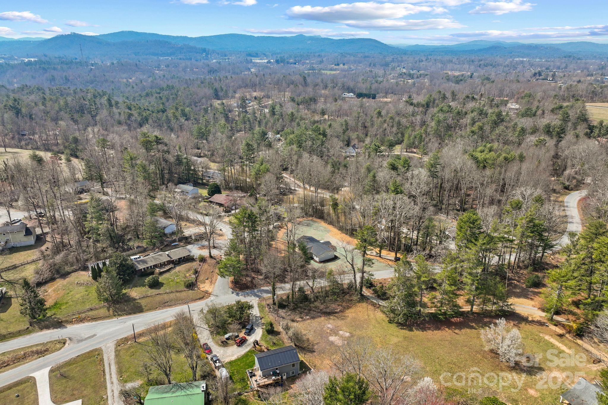 1416 Howard Gap Loop Road Flat Rock, NC 28731 - Photo 33 of 43 Gallery Image 33