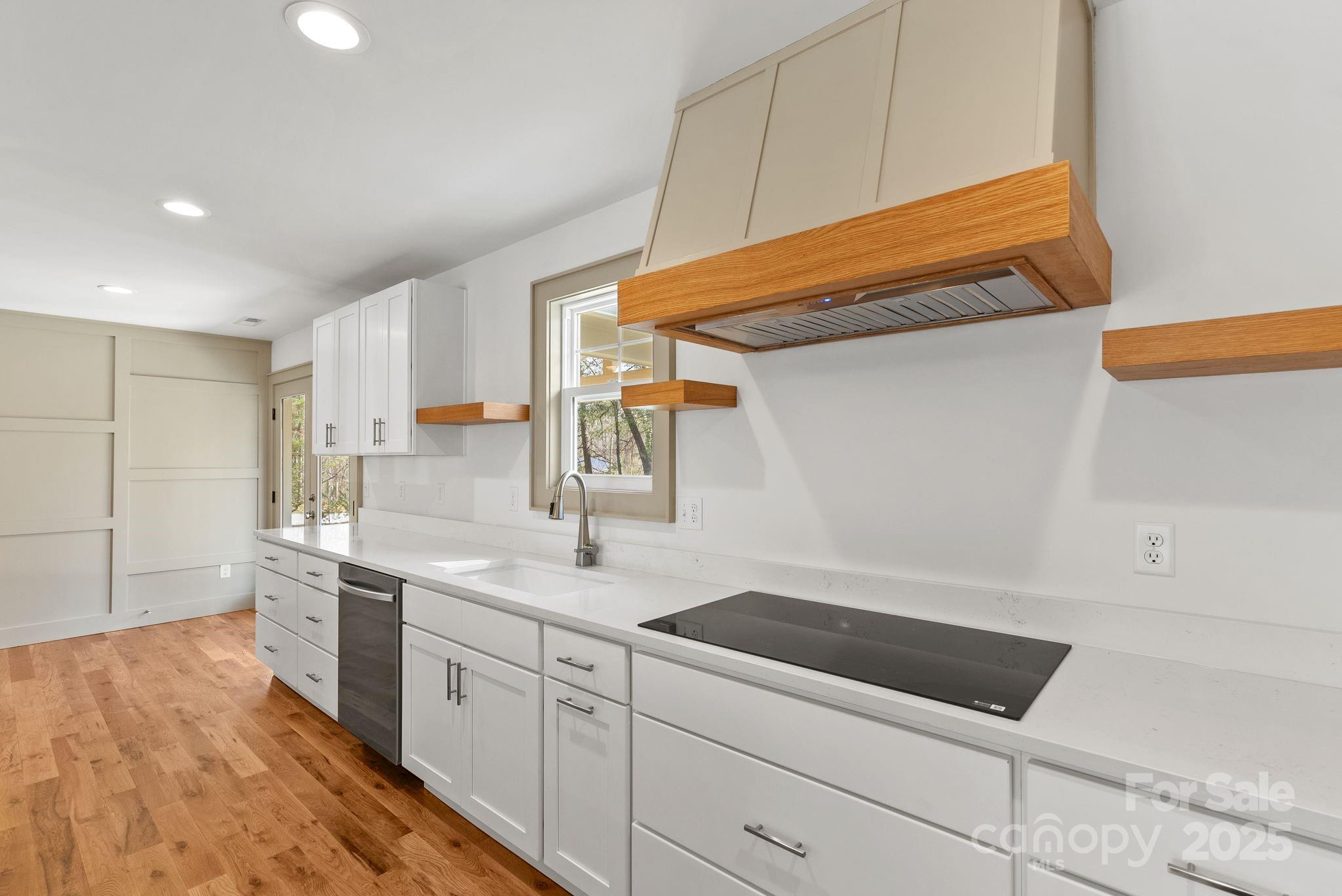 1416 Howard Gap Loop Road Flat Rock, NC 28731 - Photo 6 of 43 Gallery Image 6