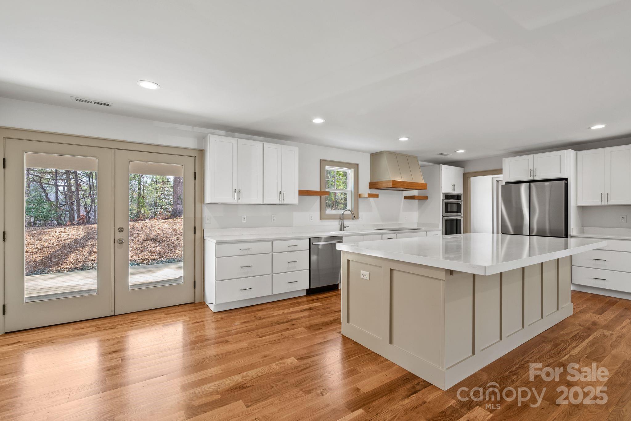 1416 Howard Gap Loop Road Flat Rock, NC 28731 - Photo 10 of 43 Gallery Image 10