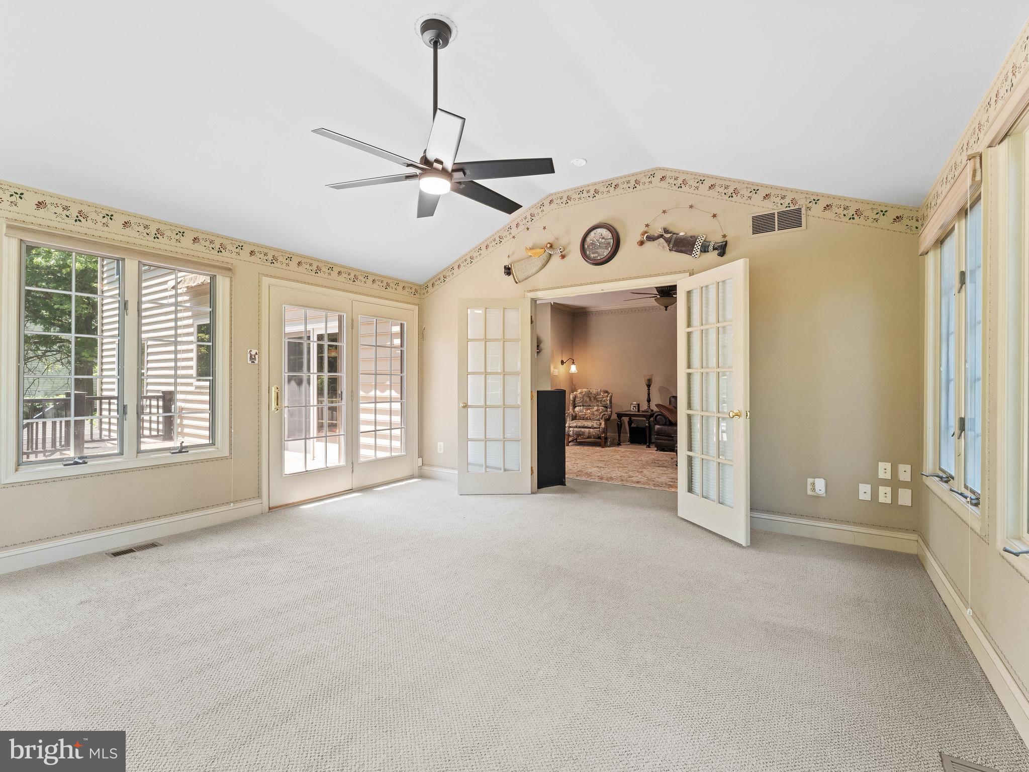 1424 Ridgewood Lane Newtown, PA 18940 - Photo 22 of 58