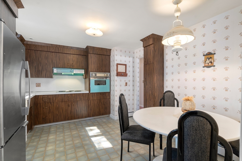 32 Oak Ridge Circle Lynn, MA 01904 - Photo 13 of 37 Gallery Image 13