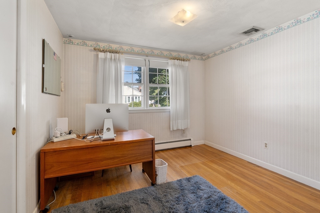 32 Oak Ridge Circle Lynn, MA 01904 - Photo 16 of 37 Gallery Image 16