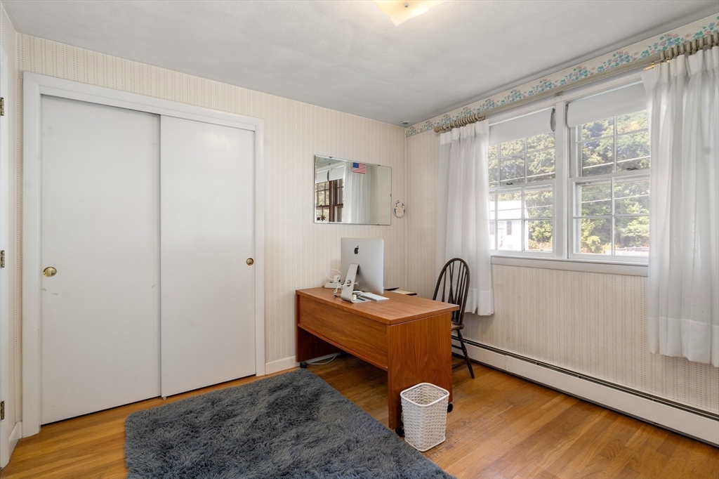 32 Oak Ridge Circle Lynn, MA 01904 - Photo 17 of 37 Gallery Image 17