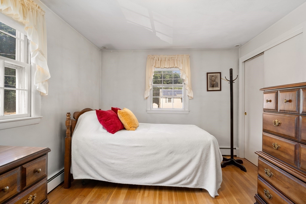 32 Oak Ridge Circle Lynn, MA 01904 - Photo 19 of 37 Gallery Image 19