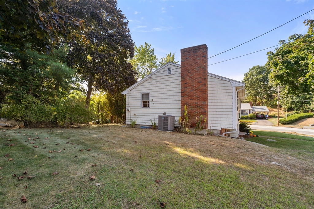 32 Oak Ridge Circle Lynn, MA 01904 - Photo 30 of 37 Gallery Image 30
