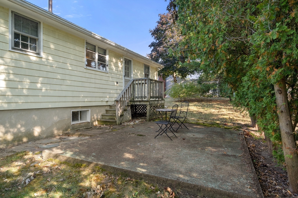 32 Oak Ridge Circle Lynn, MA 01904 - Photo 34 of 37 Gallery Image 34