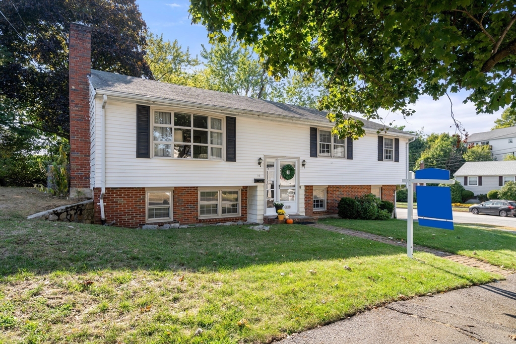 32 Oak Ridge Circle Lynn, MA 01904 - Photo 37 of 37 Gallery Image 37