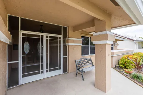 $735,000 | 9208 Sun Pointe Drive, Boynton Beach, FL 33437