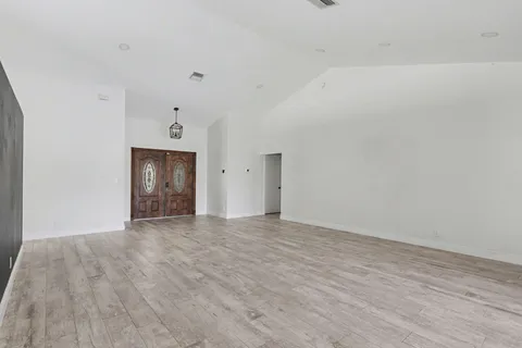 $735,000 | 9208 Sun Pointe Drive, Boynton Beach, FL 33437