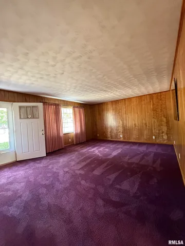 $249,000 | 120 Southwest Drive, Harrisburg, IL 62946