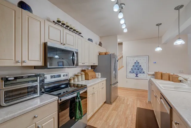 $350,000 | 735 Clardell Drive, Sun Prairie, WI 53590