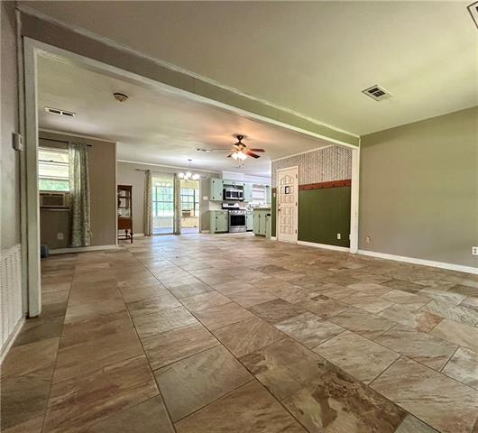 383 Daniels Road Ball, LA 71405 - Photo 7 of 37