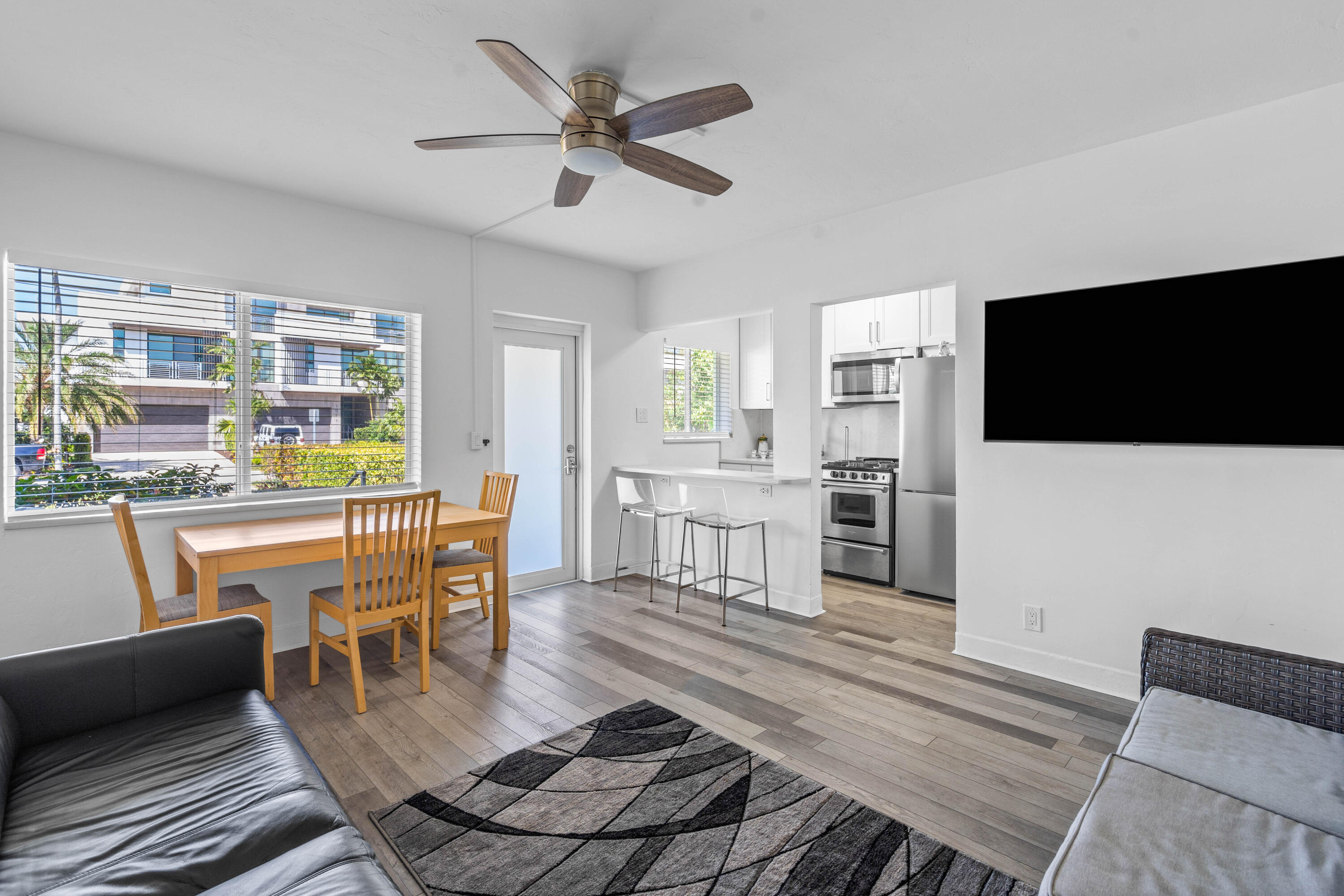 1006 Casuarina Road, Unit 3 Delray Beach, FL 33483 - Photo 6 of 12 009-1006CasuarinaRoad-3-DelrayBeach-FL-3