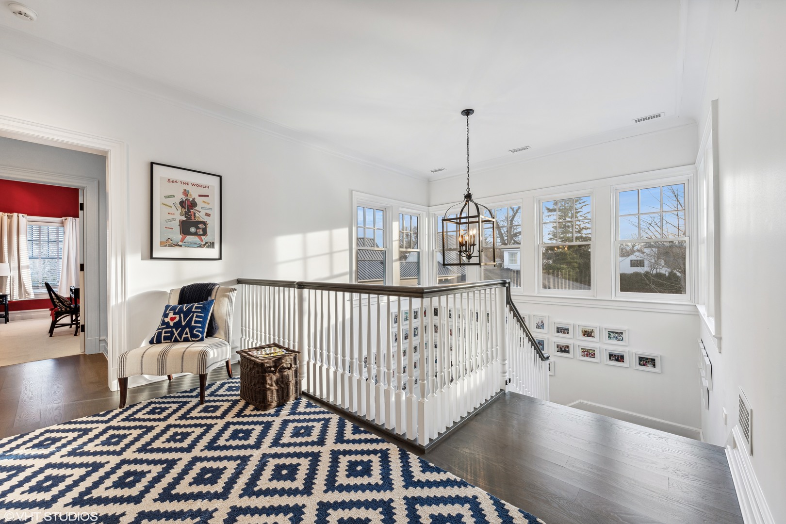 139 Sheridan Road Winnetka, IL 60093 - Photo 22 of 51 a living room with furniture