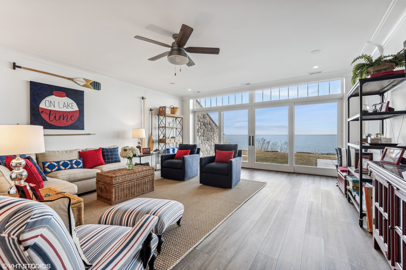 139 Sheridan Road Winnetka, IL 60093 - Photo 39 of 51 a living room with furniture and a large window