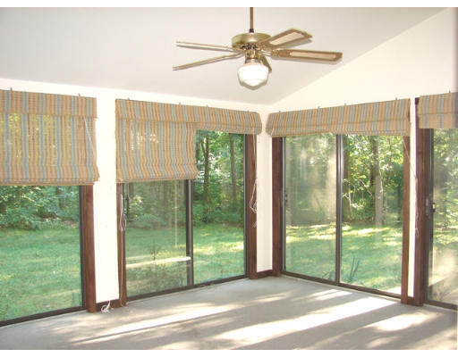 30 Bannister Road Andover, MA 01810 - Photo 7 of 12 Gallery Image 7