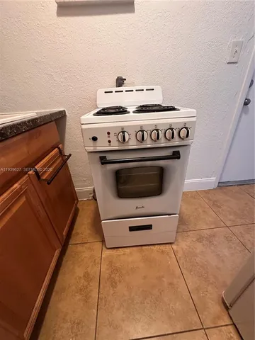 $1,350 | 6131 Southwest 39th Street, Unit EAST, Miramar, FL 33023