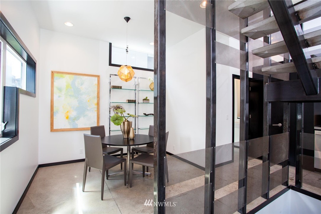 1319 South State Street Seattle, WA 98144 - Photo 7 of 23 Gallery Image 7